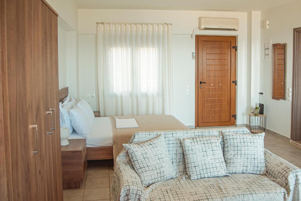 Apartment By The Sea