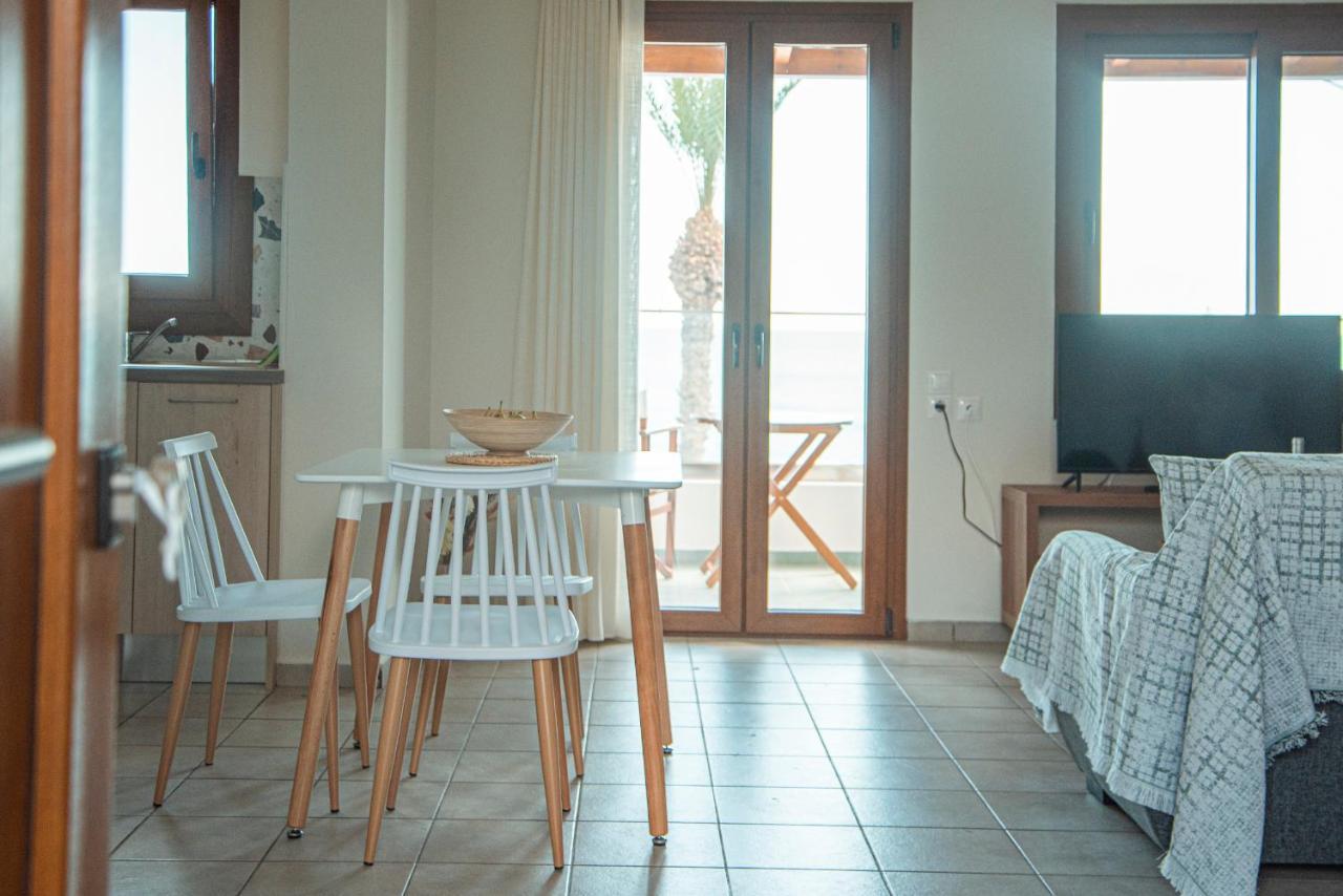 Apartment By The Sea